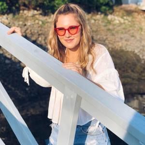 Meet your Posher, Carolanne